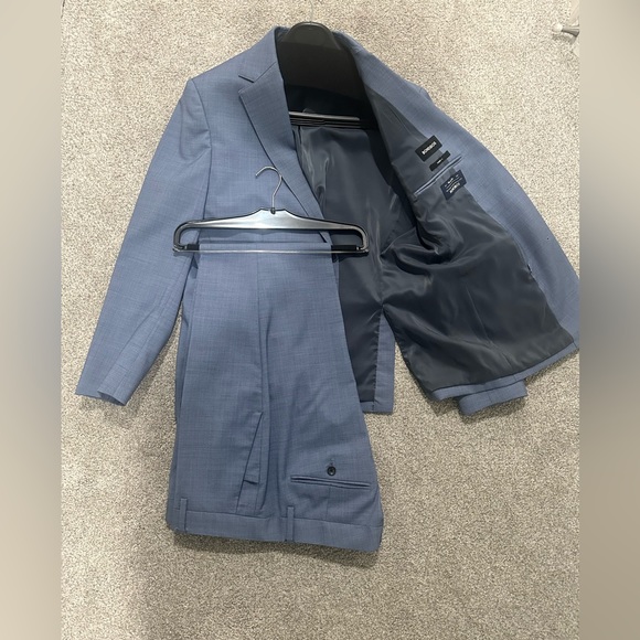 Italian Performance Suit. Light blue. - Picture 2 of 5